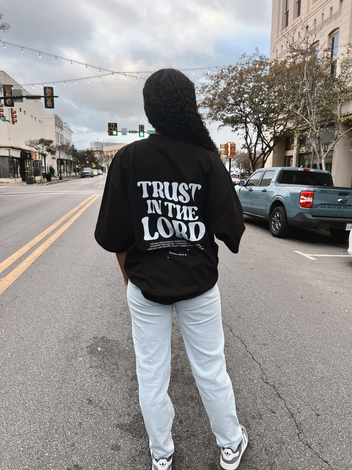 Oversized Trust in the Lord Tee